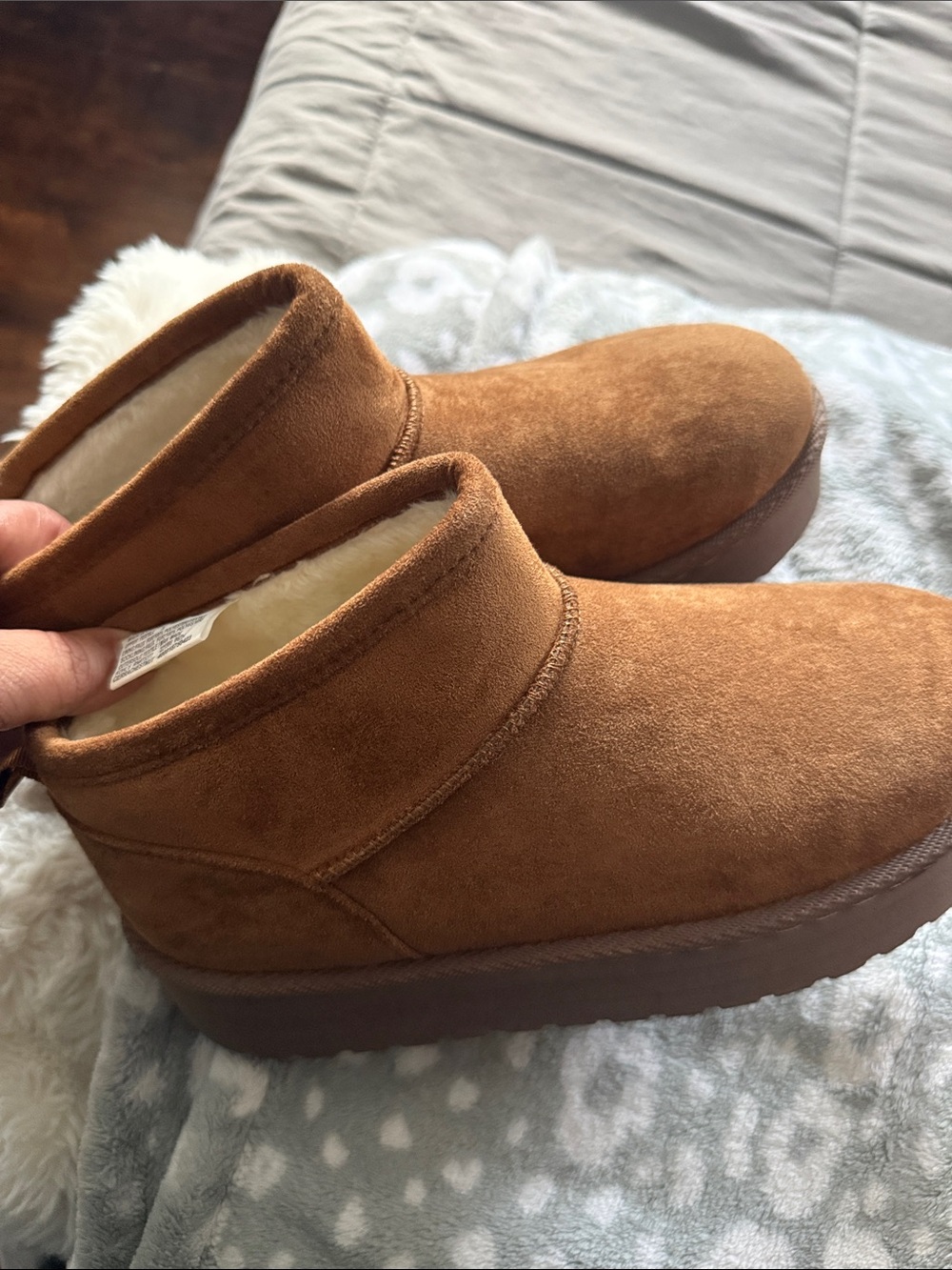 Soma Women's Chestnut Brown Suede Ankle Booties
